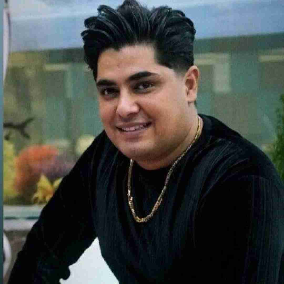 علی شرفی گریان