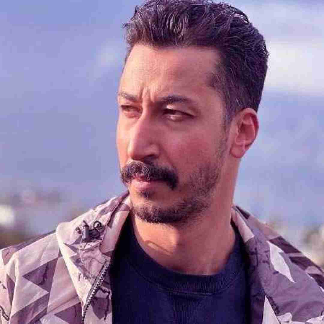 من عاشق چشات شدم چجورم از بهرام افشاری - ورژن غمگین