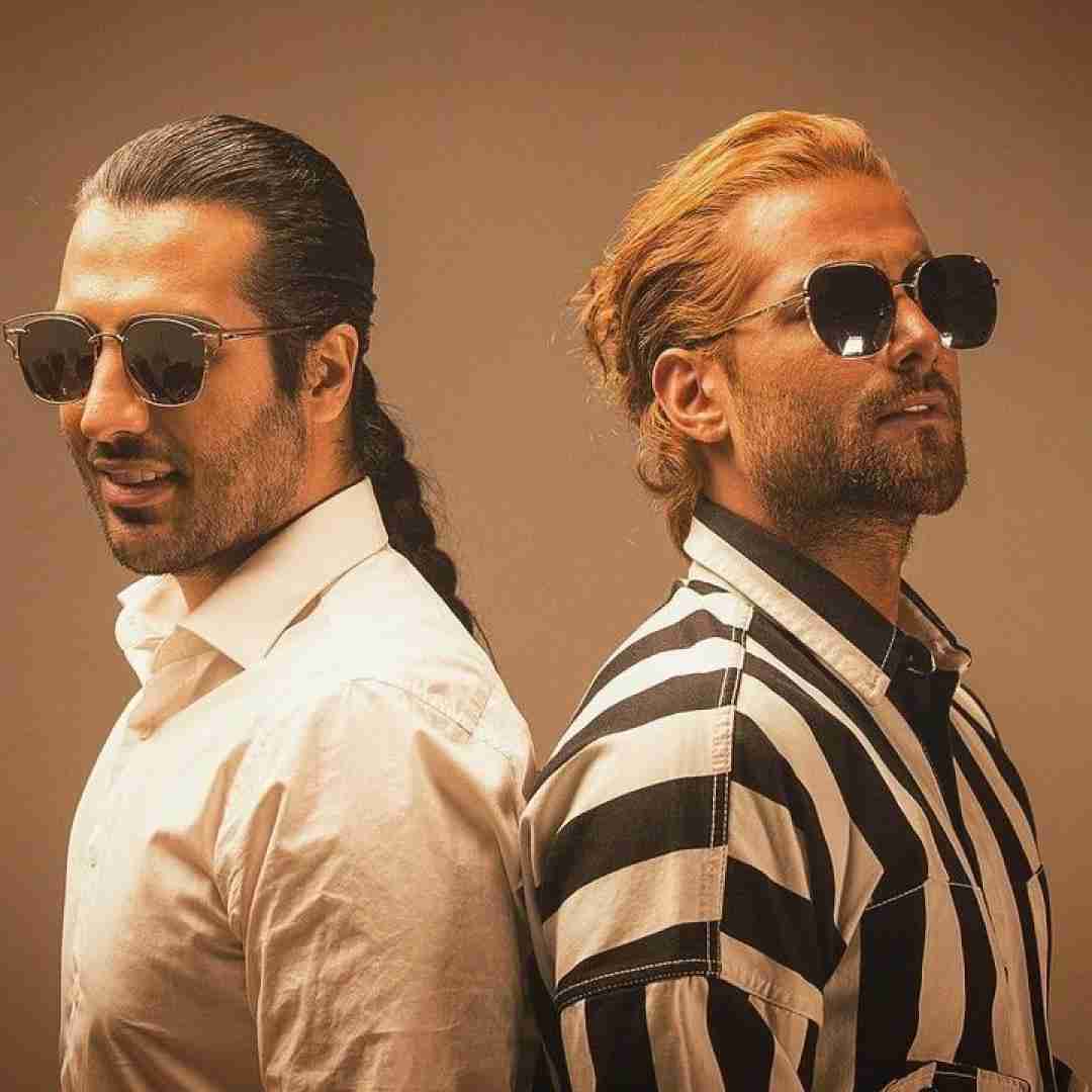 ماکان بند اصلا این روزا نیستم رو به راه