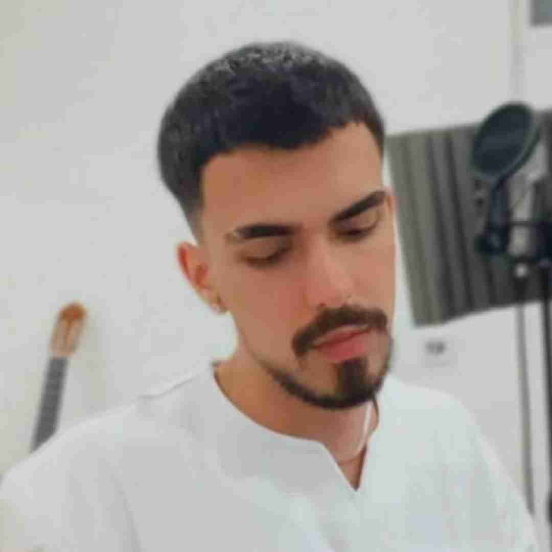 الجان دیگه ذوق نمیکنم بهم زنگ که میزنی