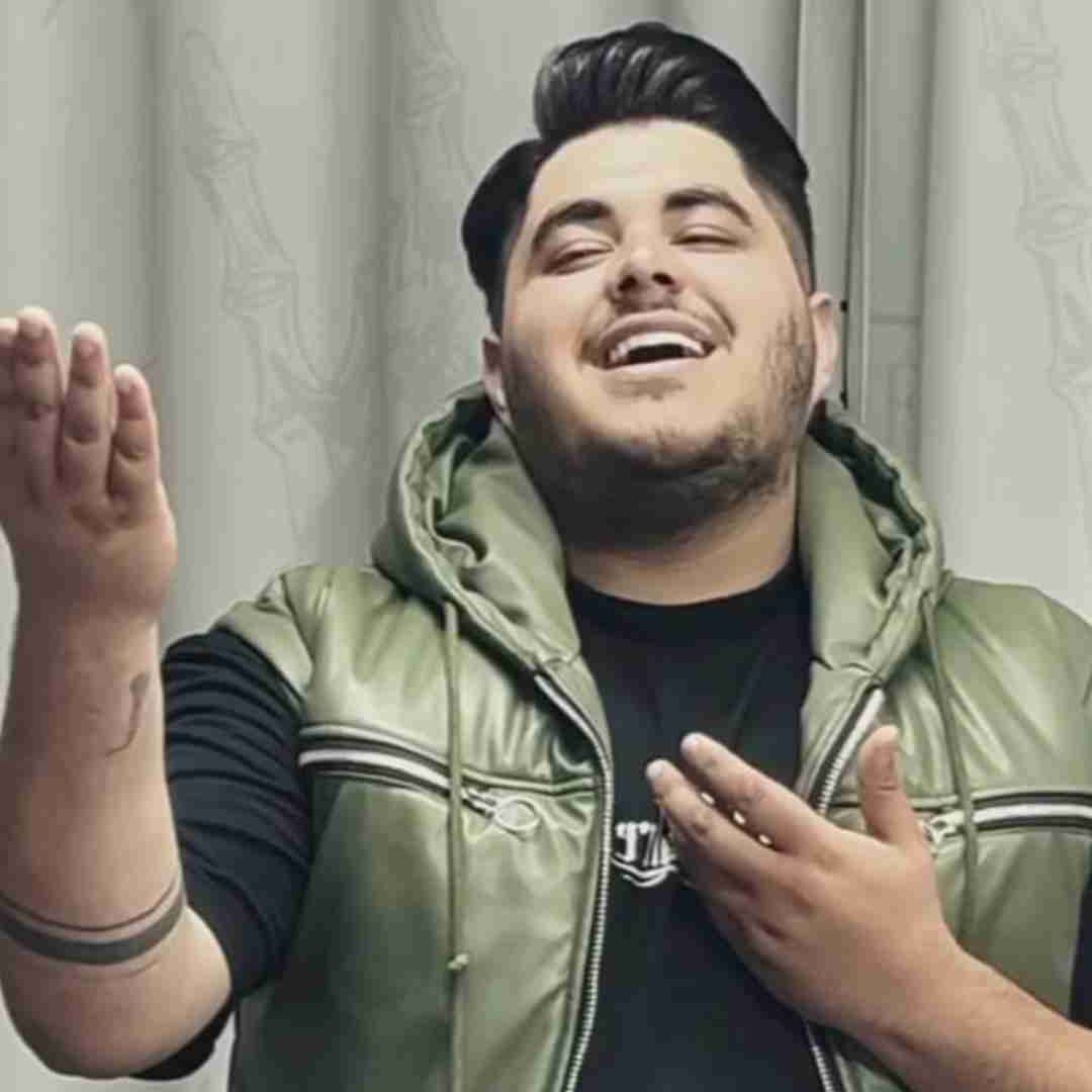 پرهام کریمی میخوای گریه کنی گریه کن بی تربیت