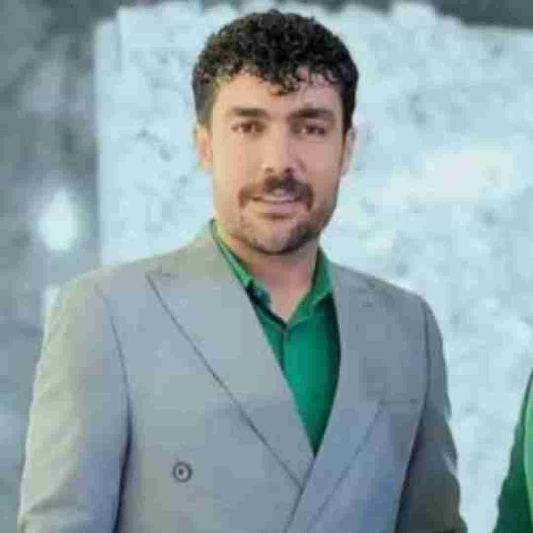 فرشید حکمتی خم خوت ماشین دو در