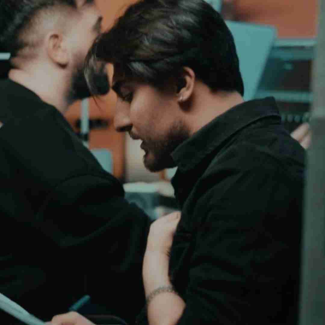 امیر لیام رفتی وای چه بی رحمی روز و شاوم شده سگ مرگی