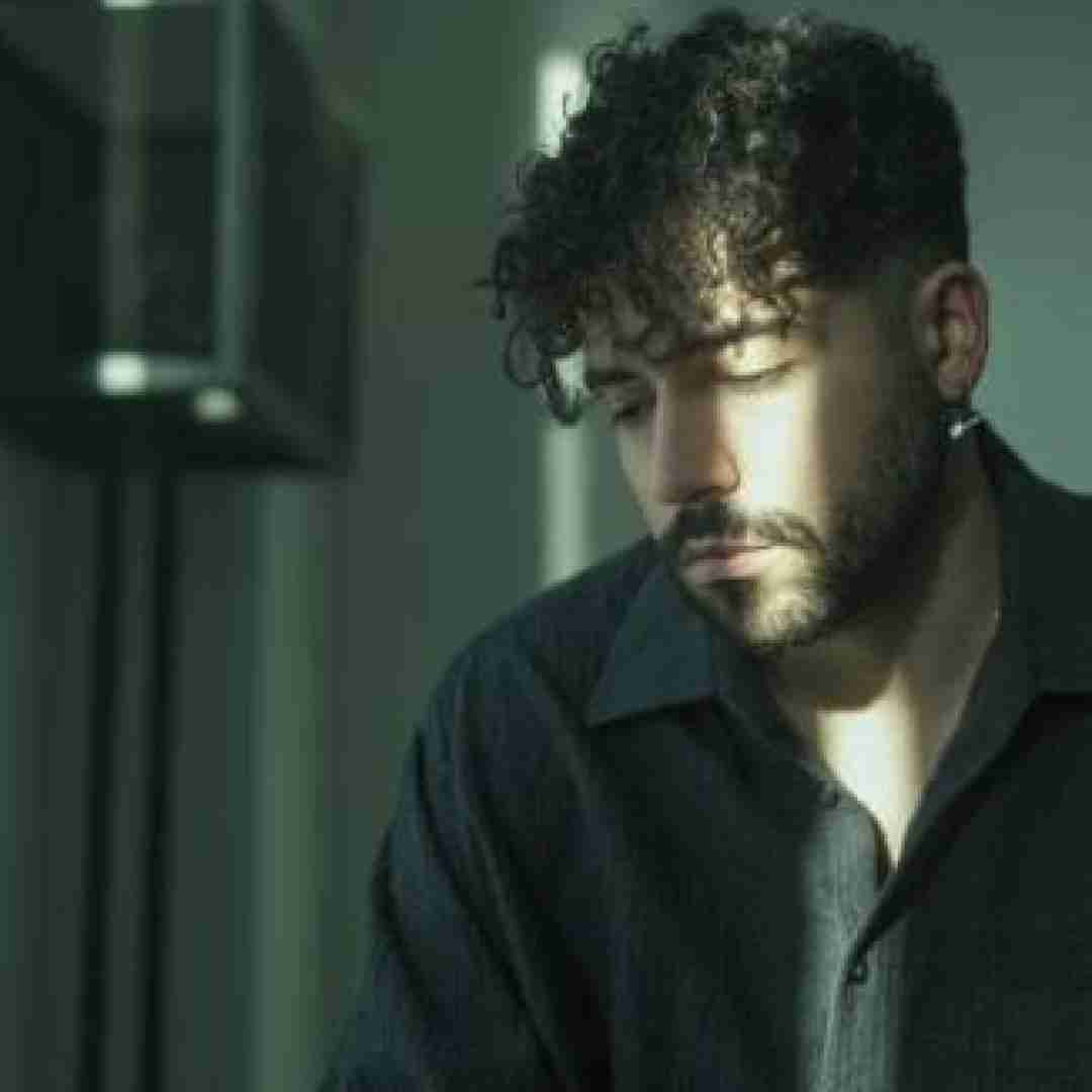 شروین برو که بی حقیقتی تو قلب من جات نیست