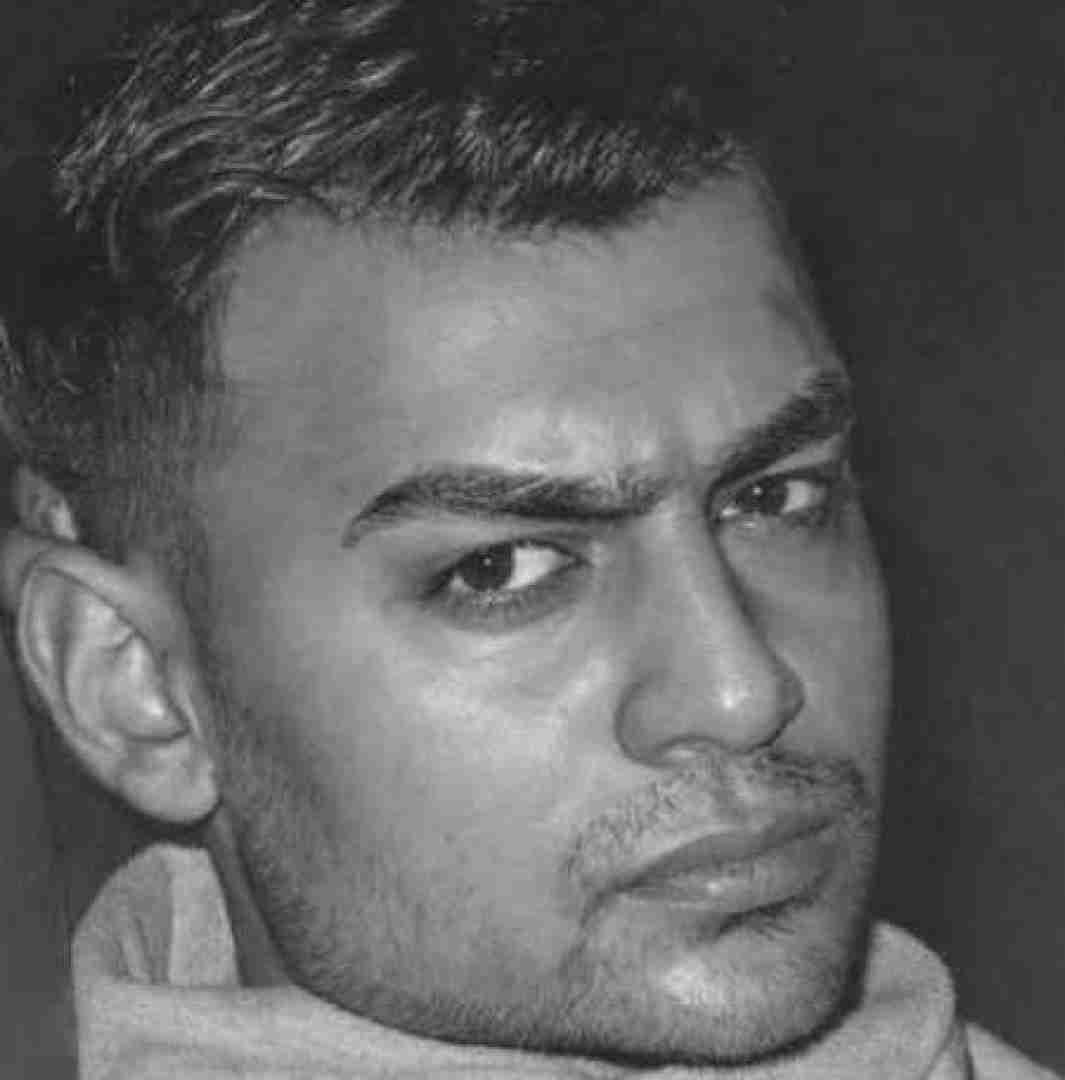 روح الله کرمی بورو توام غرورم بنمه ژیر پا