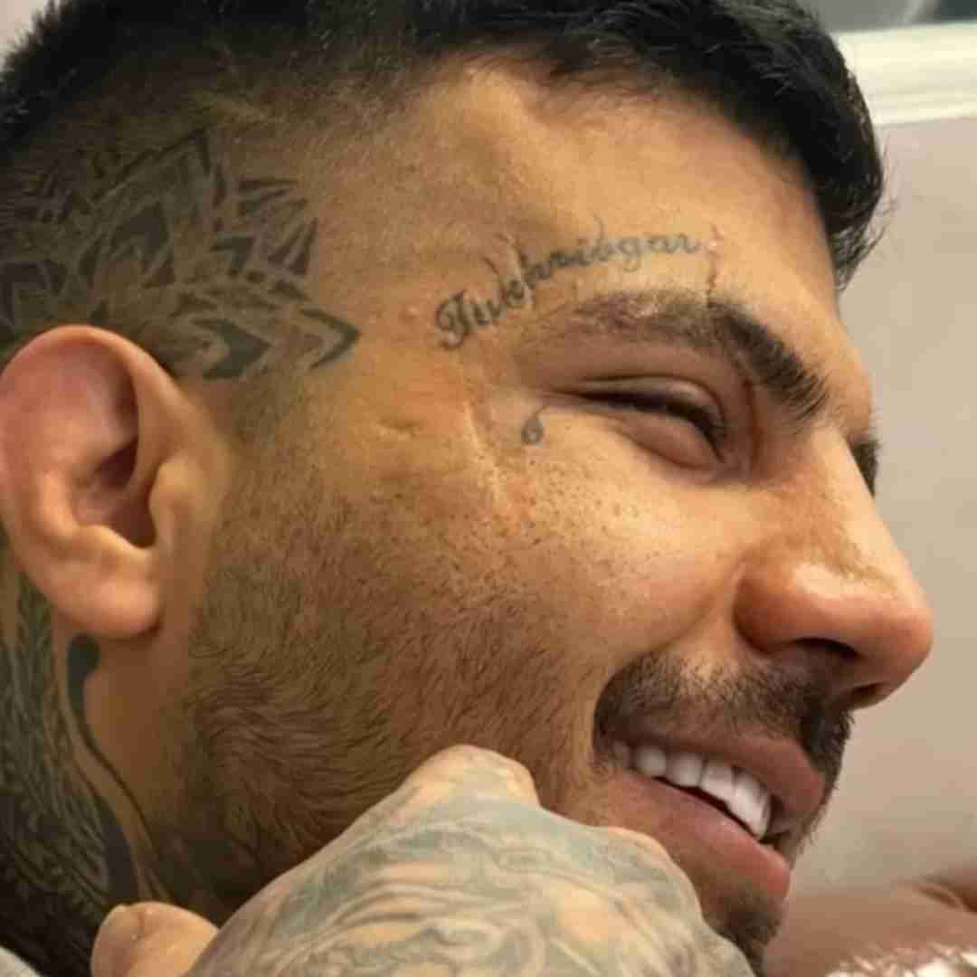 مهدیار مرد تنها