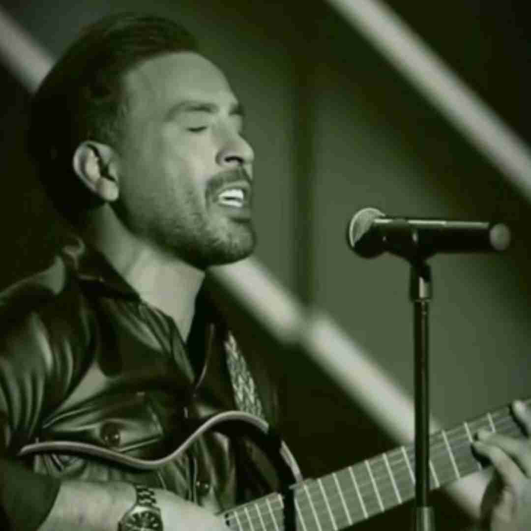 احمد سلو دلم میخواد بخوابمو ولی خوابم نمیره