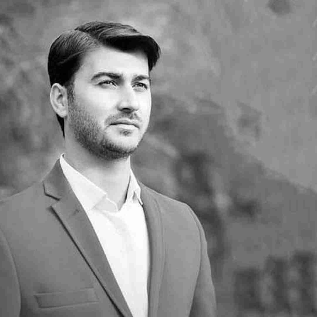 مرتضی باب ابوالفضل نمیذاره