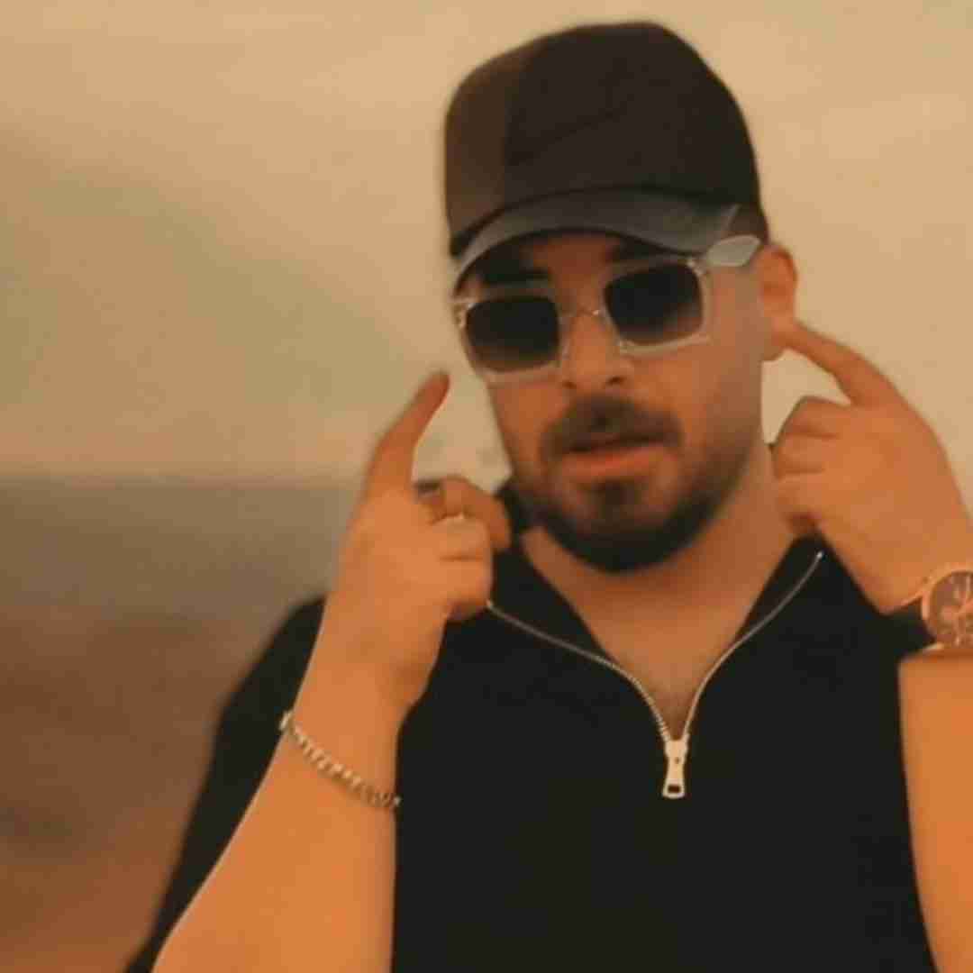 شاهان به چی سرت گرمه