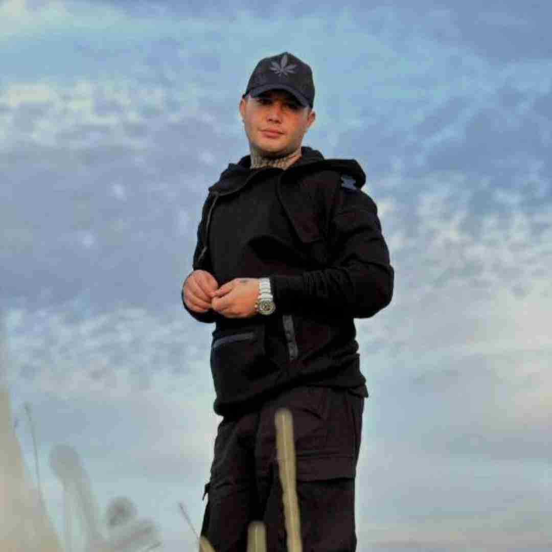 علی احمدیانی لکیکم آریایم نژاد برتر دیاریم