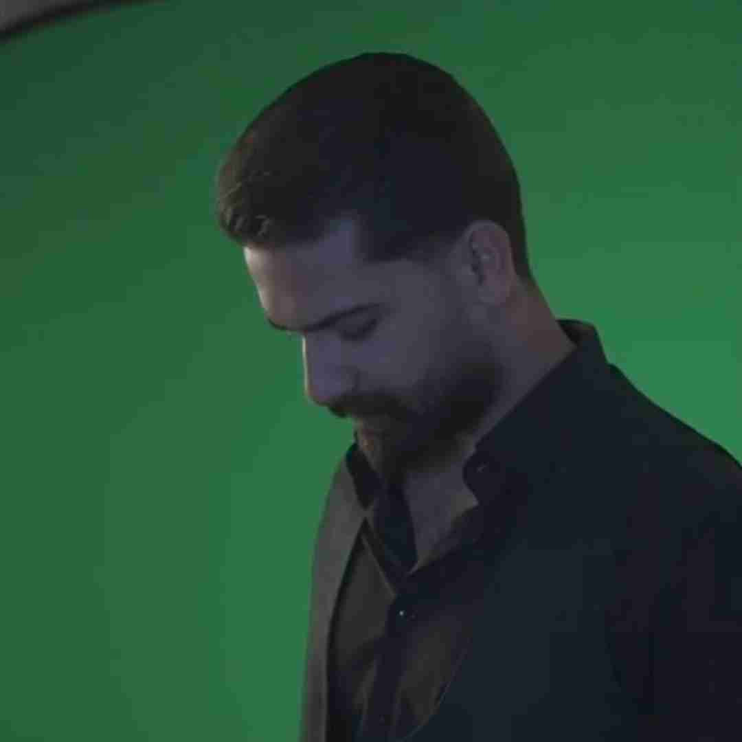 احمد فتحی نه سر فرمم نه سر حالم نه خاش وابیه احوالم