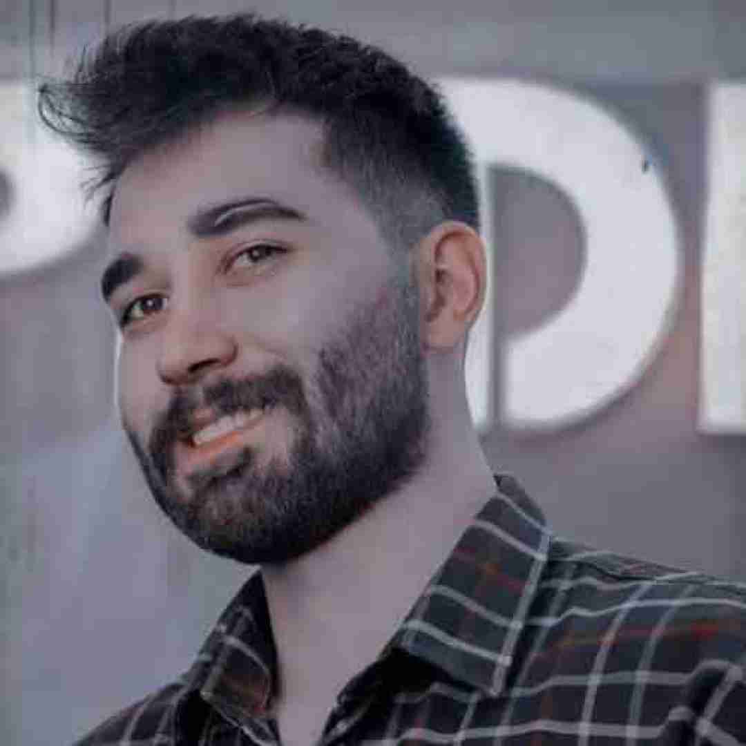 علی یاسینی تو چمدونت یدونه نامه گذاشتم رسیدی هر وقت بخونش