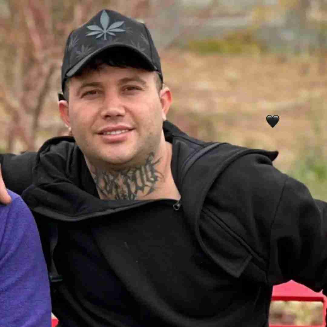 علی احمدیانی انگاری برای عشقم مردم تمام غرورو معنوی