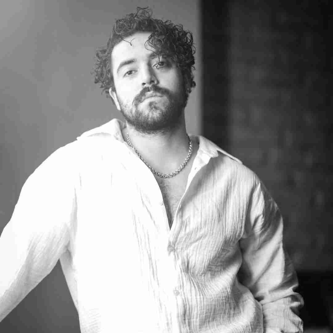 شروین حاجی پور یه روزی فرار میکنیم