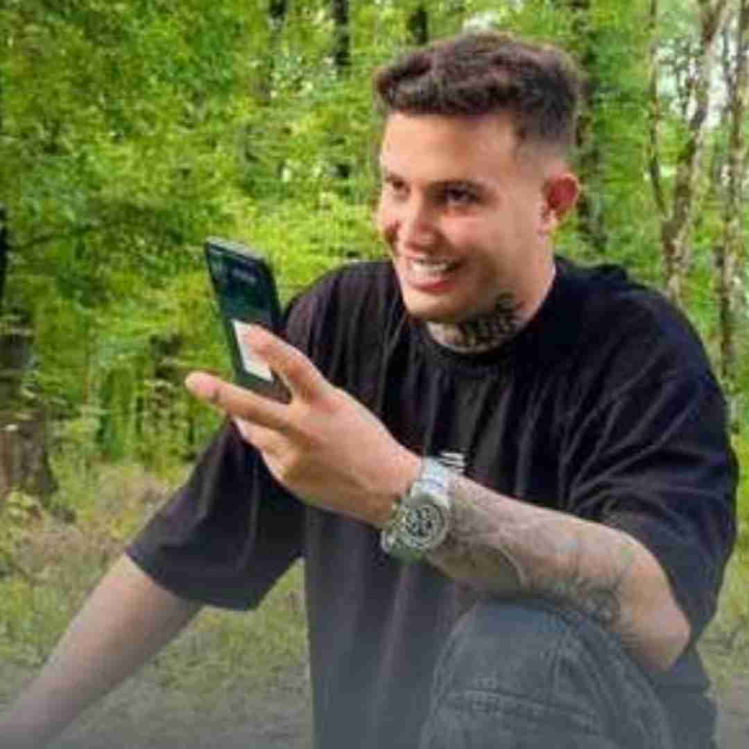 علی احمدیانی بازیگره دردم شادی بر بادم