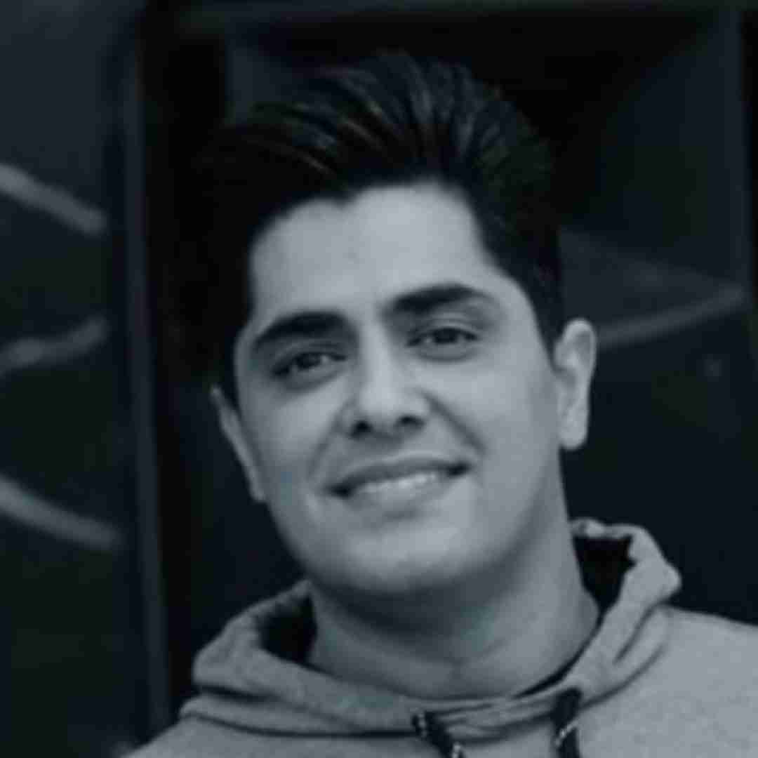 علی شرفی کلاش روسی