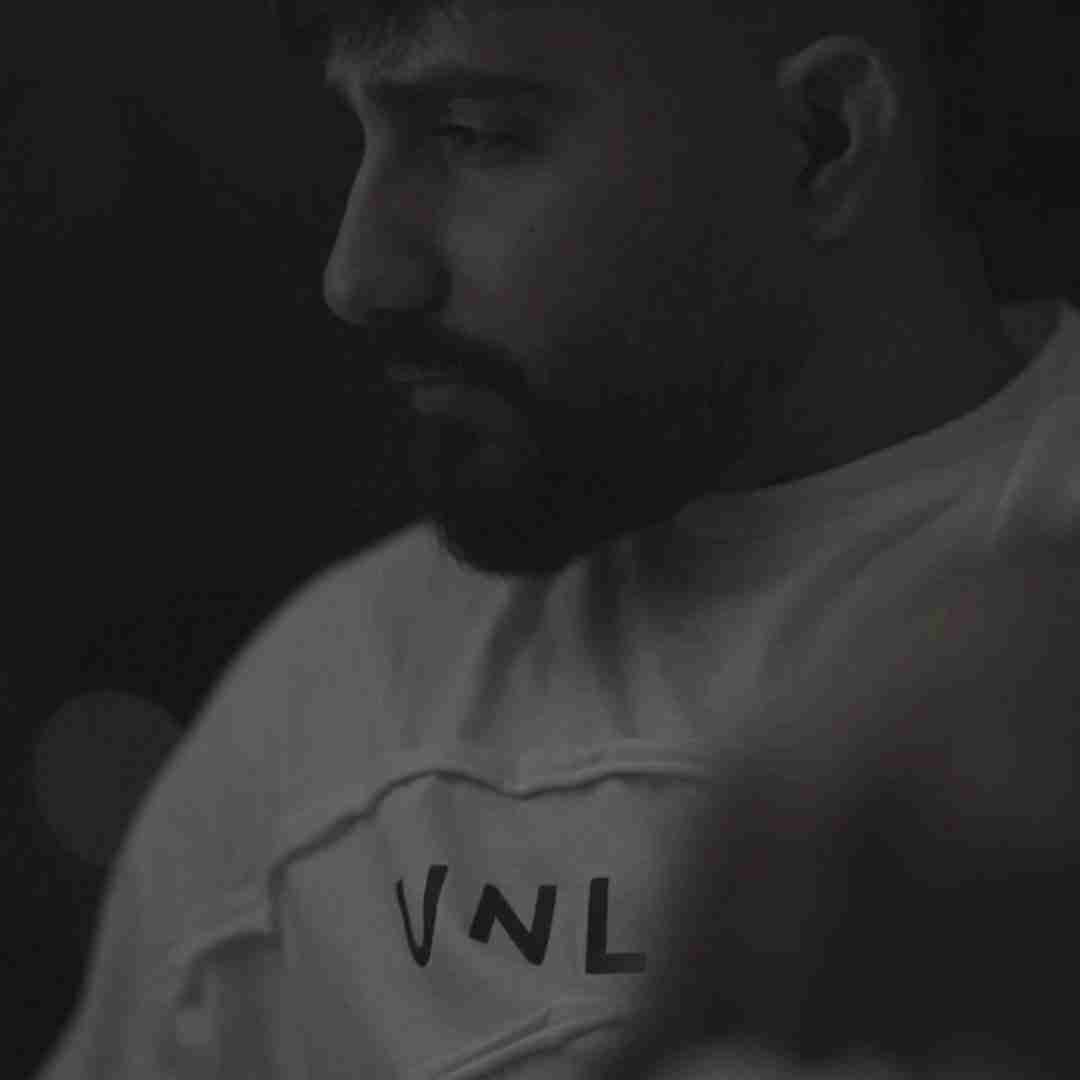 محمد امیری قسم خوردم تو قلبم جایی نداری