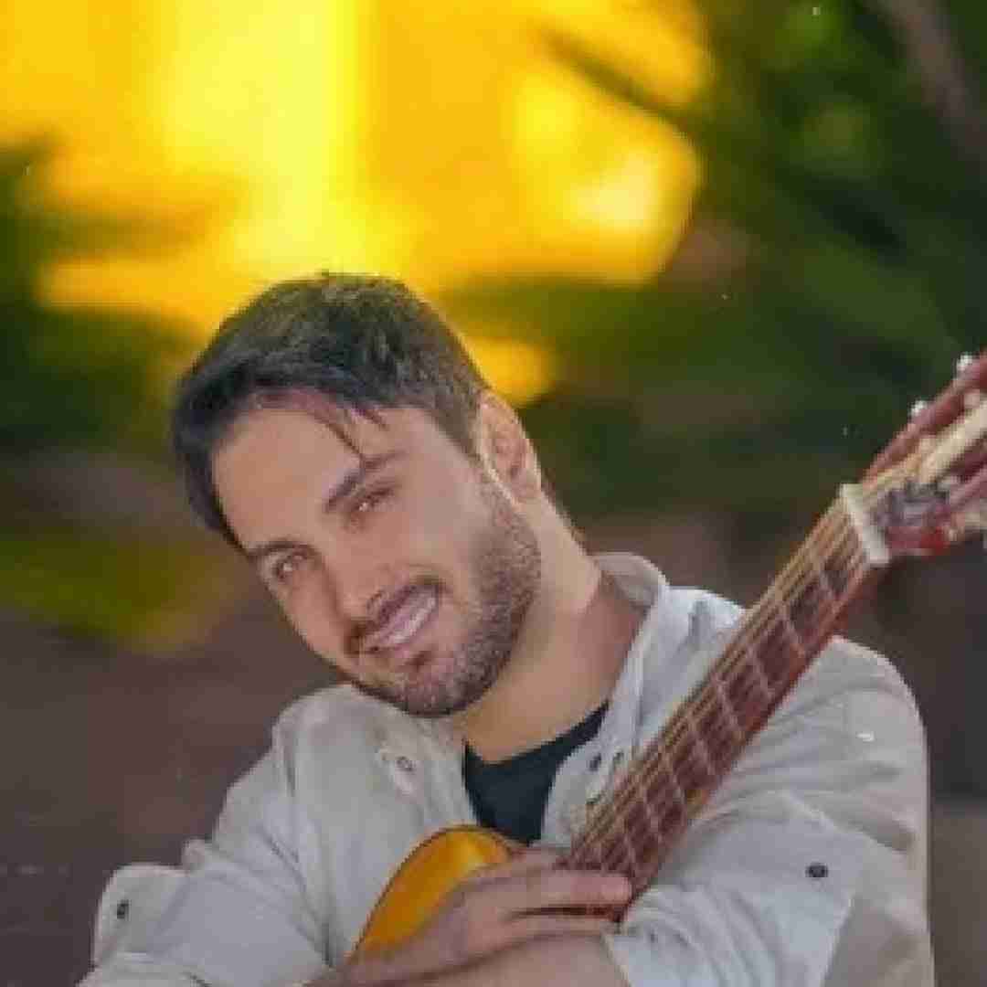 مسعود کیانی این رابطه دیگه کنسله حالا بگرد ببین که کی مقصره