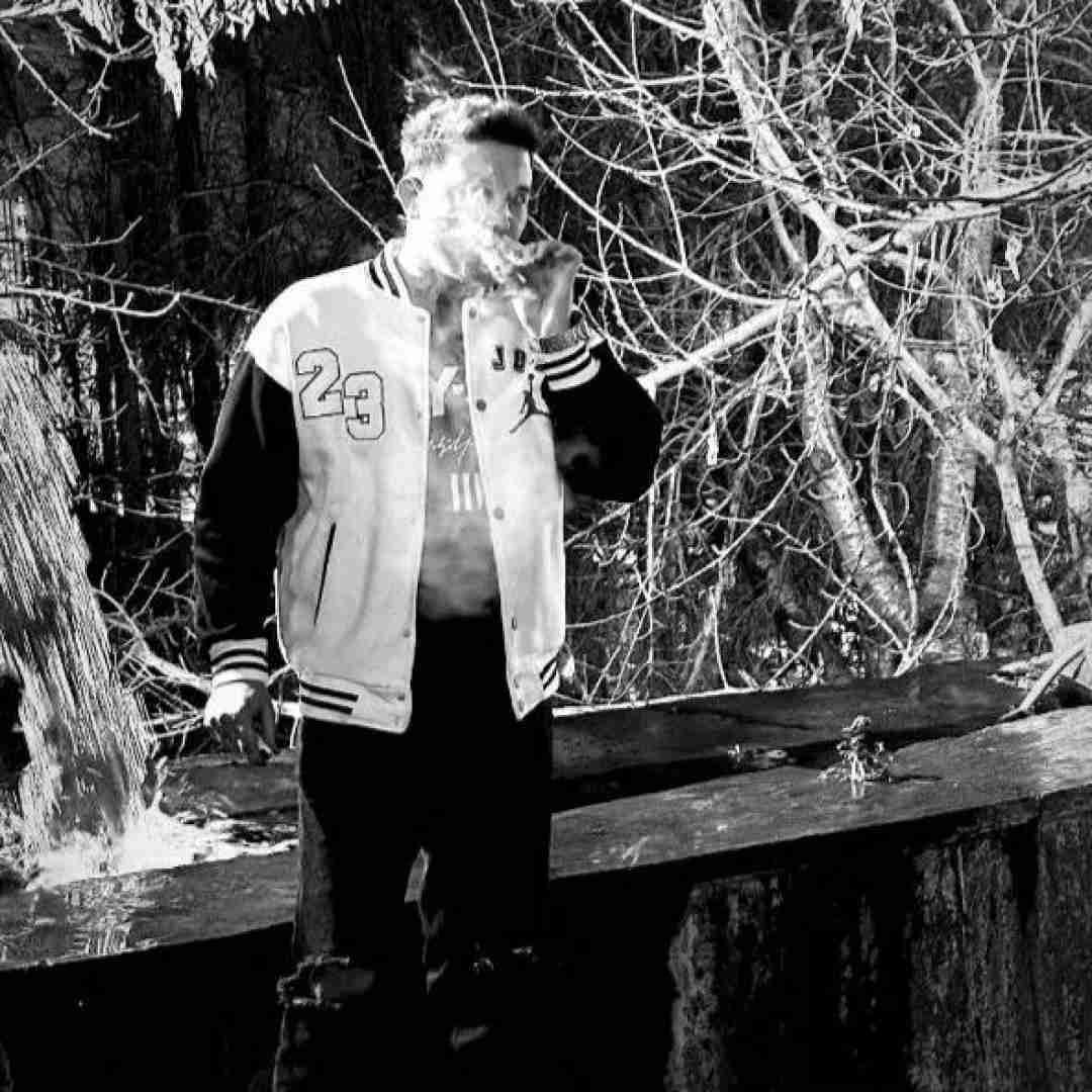 علی احمدیانی چشام برات پر میزدن تو که برام پر پر شدی