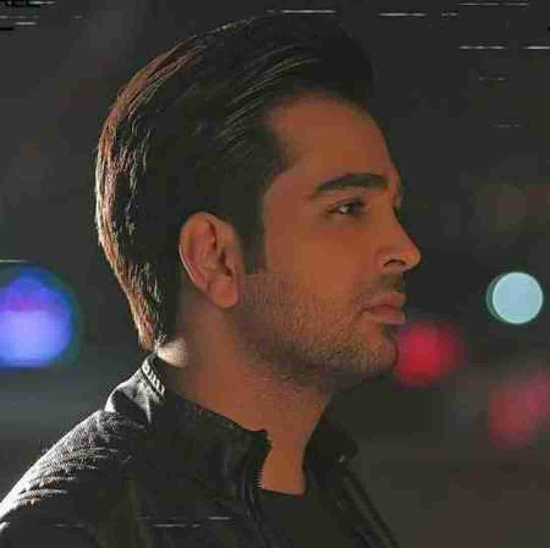 فرزاد فرخ در دام عشق افتادم پروانه ایی دلداده ام