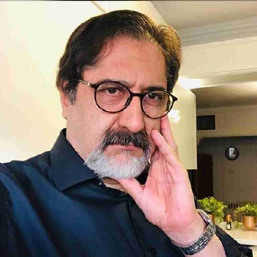 حسام الدین سراج بر گیسویت ای جان