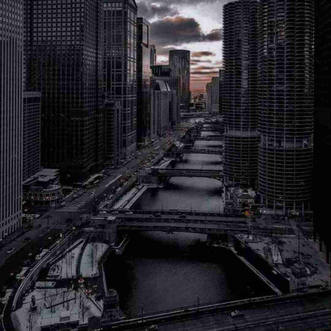  و من ای کاش میتوانستم این دل خسته و غمگین را دلنوشته