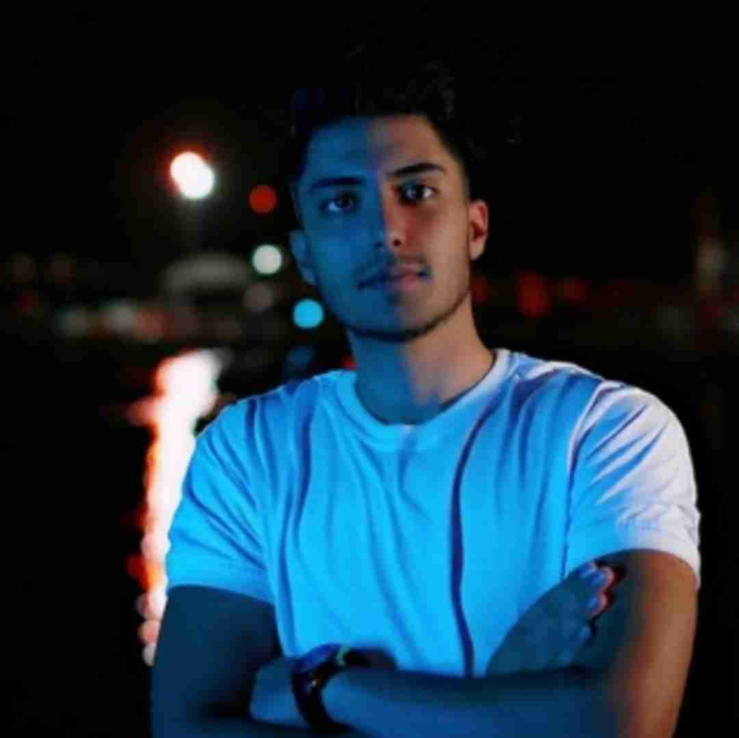 طاها کماسی گیج گیجم منگ منگم یه سر رد میدم