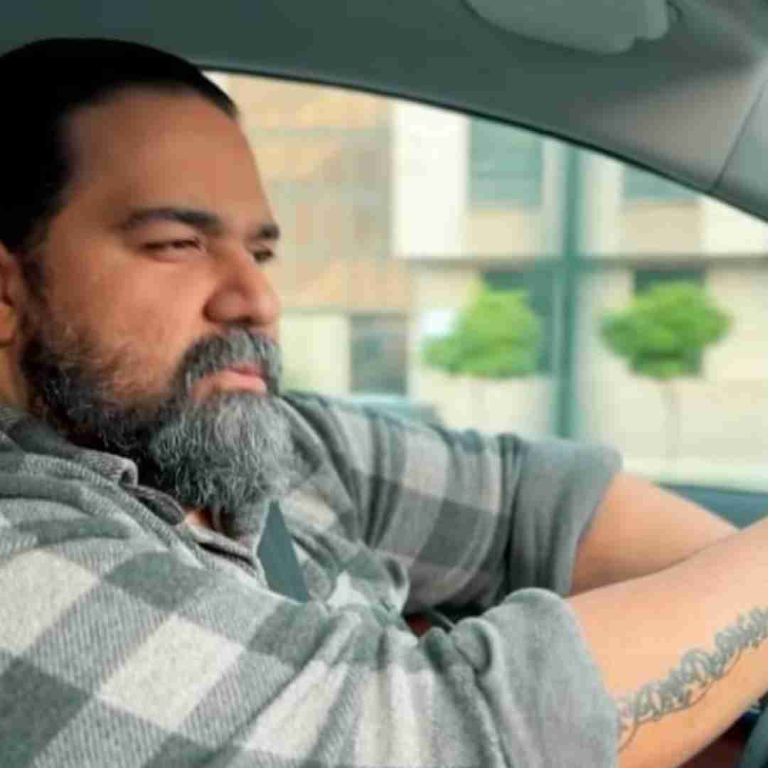 رضا صادقی برگرد و به خودم برگردون منو نذار تو خیالت