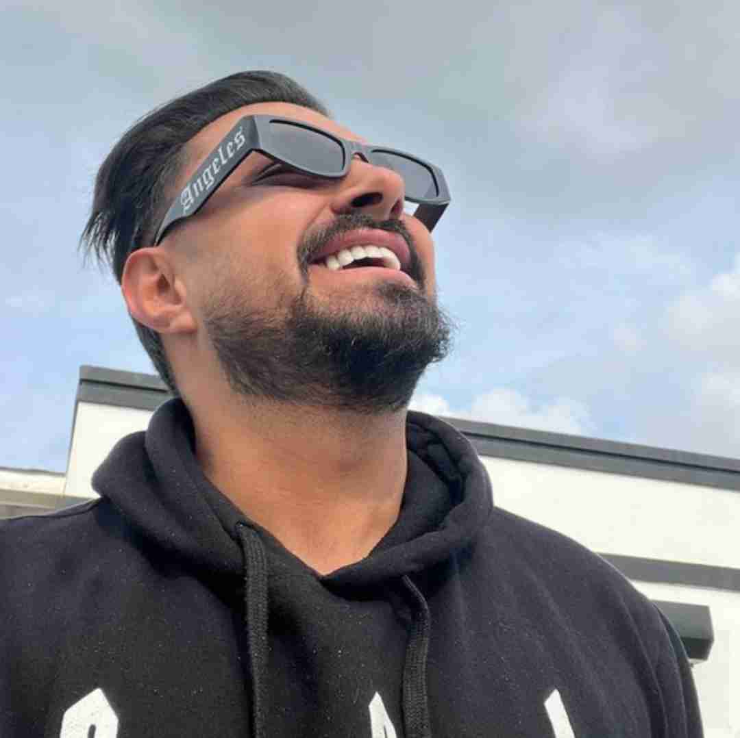 امیر رادان بیا فکر کن هر روز تولدته