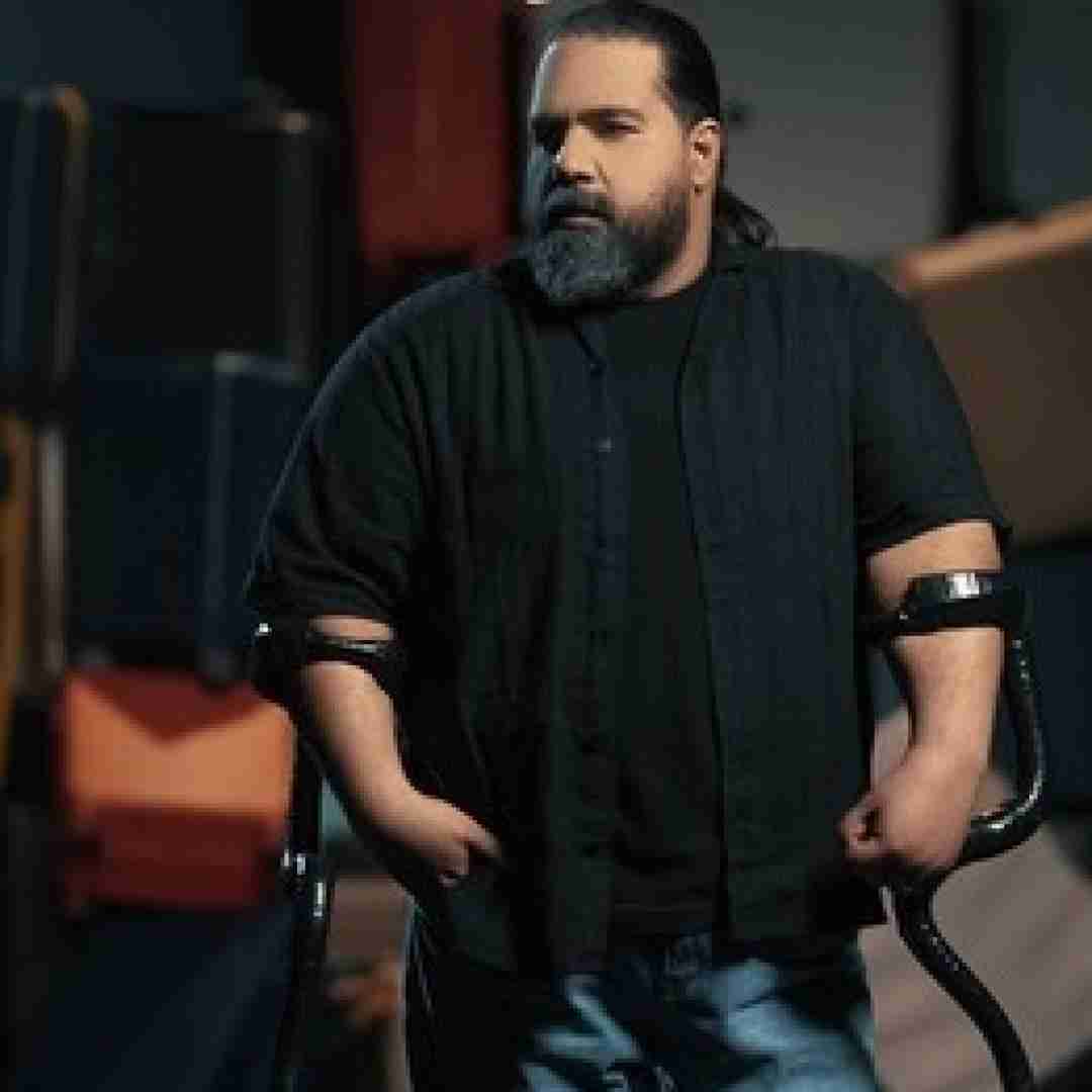 رضا صادقی تموم روزمو جلو چشم منی همین که شب