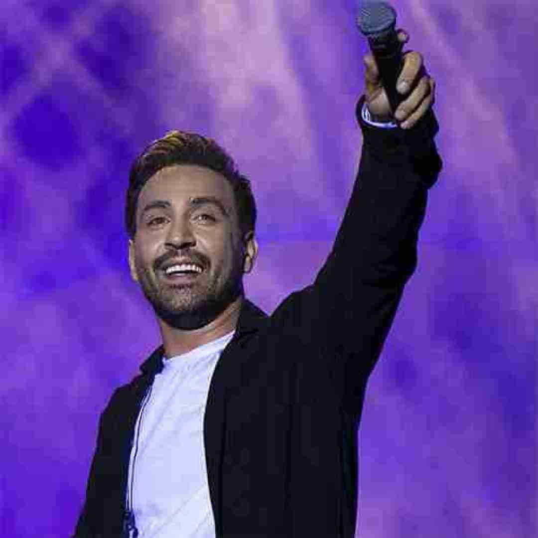 احمد سلو یادت نره آه منه هرجا دیدی حالت بده