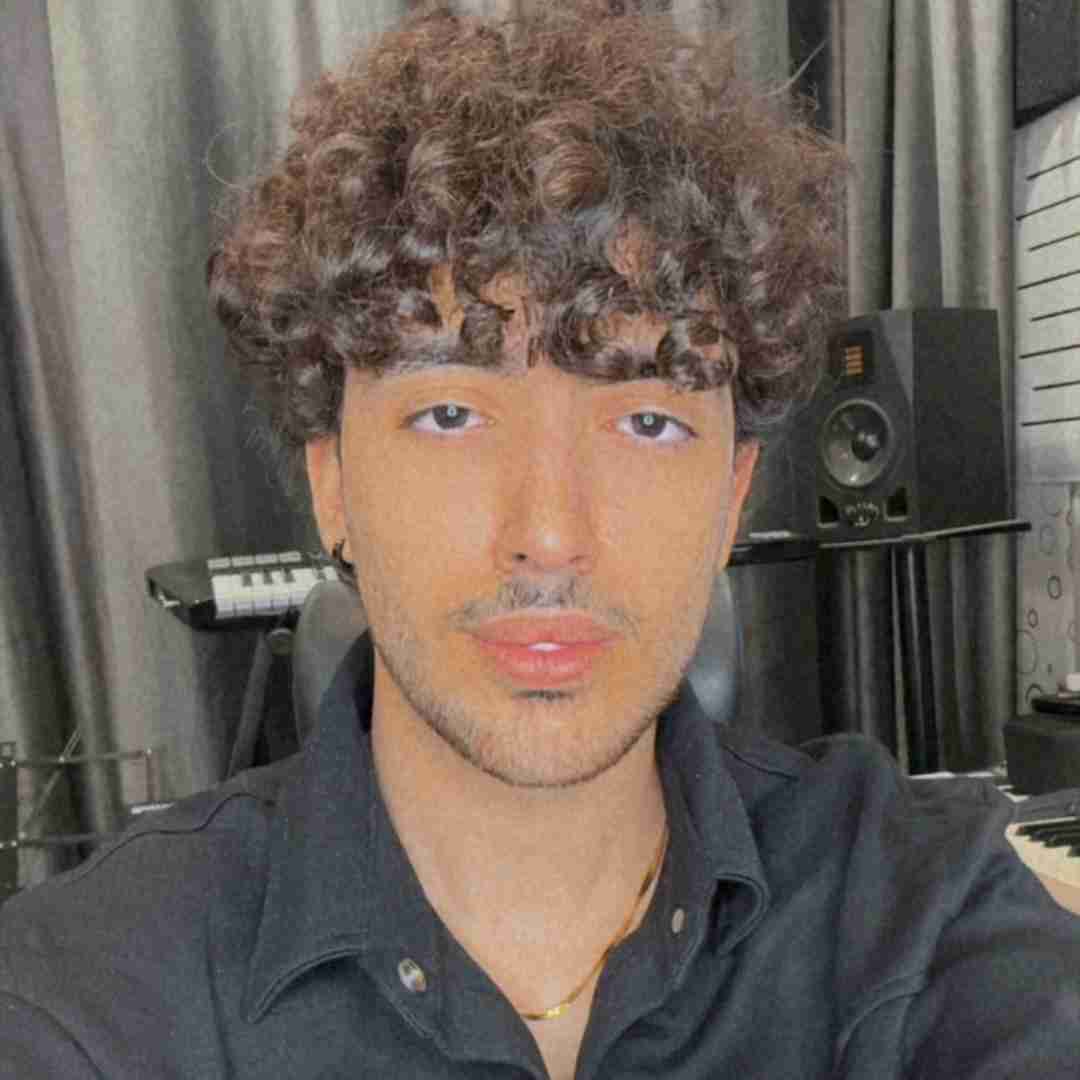 بابی بابا ایول داری ولی مارو کم داری