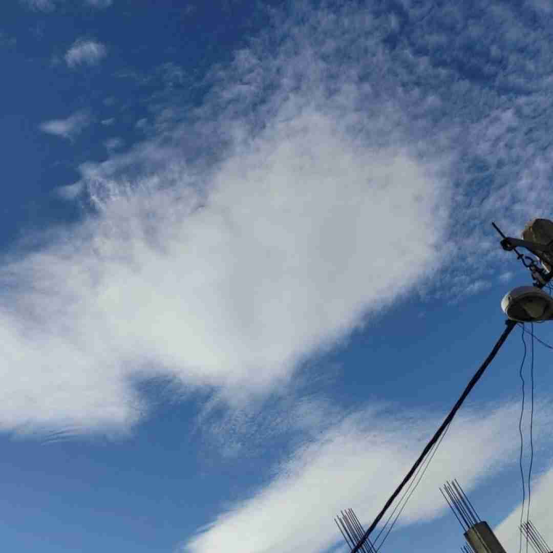  بهم قول بده وقتی که نیستی نیاد تو بغلت جای من هیچکی