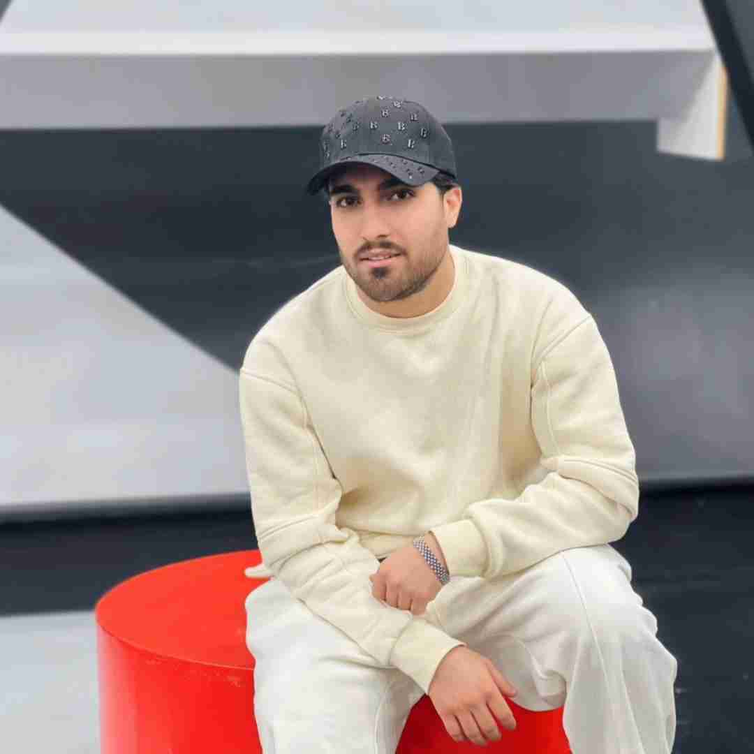 امیر لیام حوصله نرم اصلا یه وضعیتیه سمت مه نیا