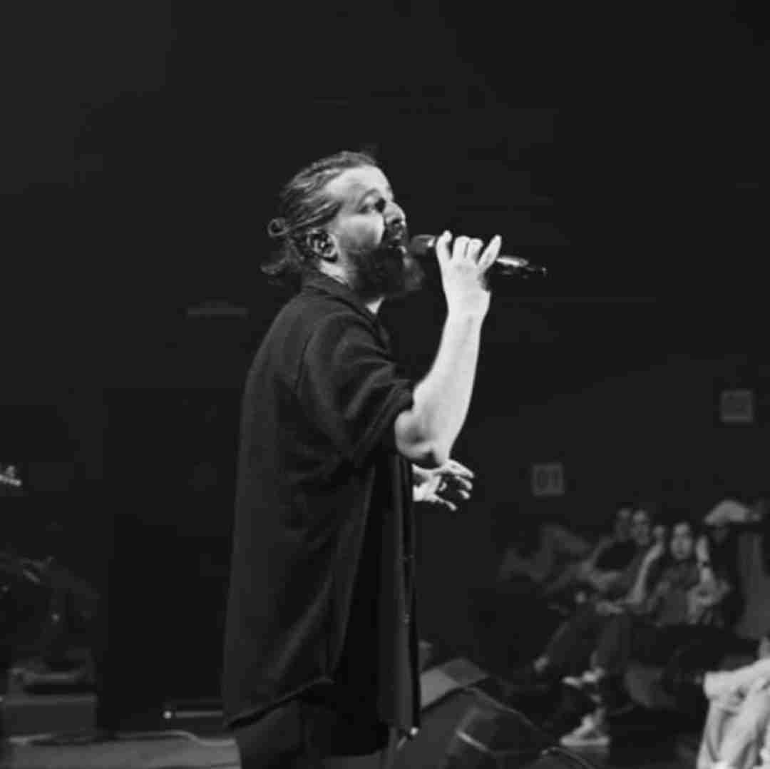 مهدی دارابی آسمون آبی