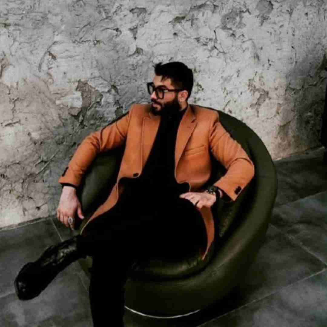 امیر رشوند زﻧﺪﮔﻴﻤﻰ ﺗﻮ ﻫﻤﻪ ﭼﻴﻤﻰ ﺗﻮ