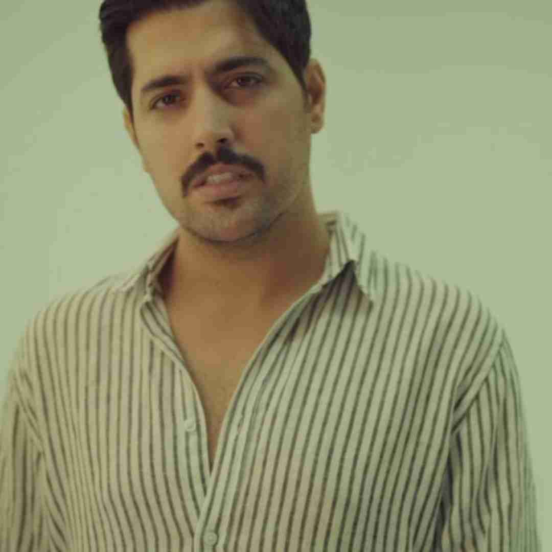 دانلود آهنگ ﻣﻦ ﻧﺎزت ﻣﻴﻜﺮدم ﺗﻮ رﻓﺘﻰ ﺑﺎ اون ﻛﻪ ﻓﺤﺸﺖ ﻣﻴﺪاد از میلاد بابایی