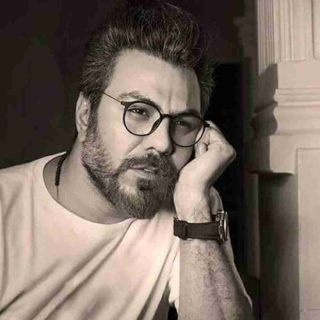 گرشا رضایی ﻣﻨﻮ دﻧﺒﺎل ﺧﻮدت ﻛﺸﻮﻧﺪی ﺟﺎﻟﺒﻪ ﺧﻮدت ﻧﻤﻮﻧﺪی