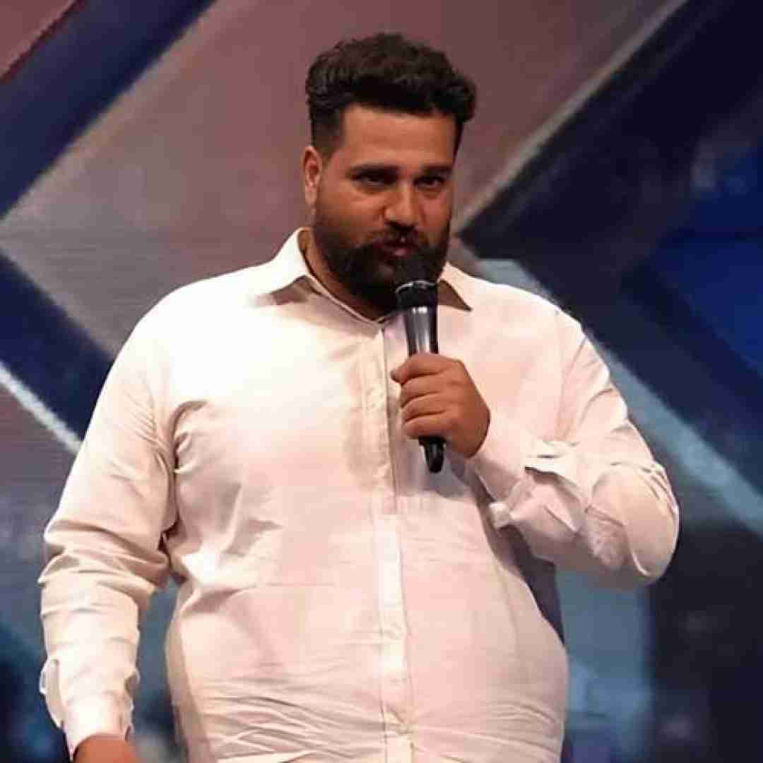 وحید موسوی ﻧﺸﻮ ﺑﺎد ﺑﺪاﻣﻮ ﺑﻠﻴﺰم ﻧﻜﻦ