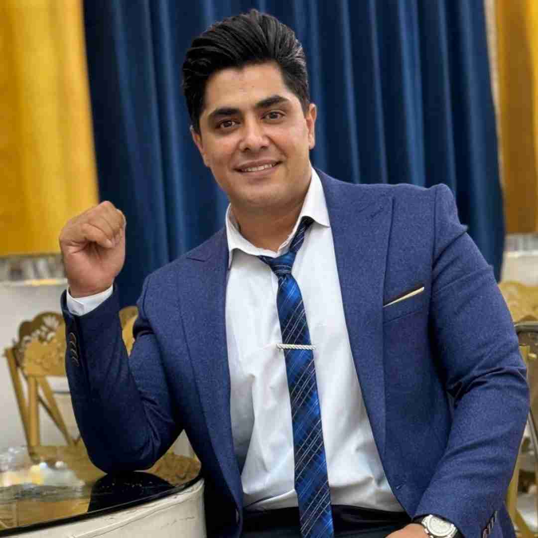 علی شرفی بی کس