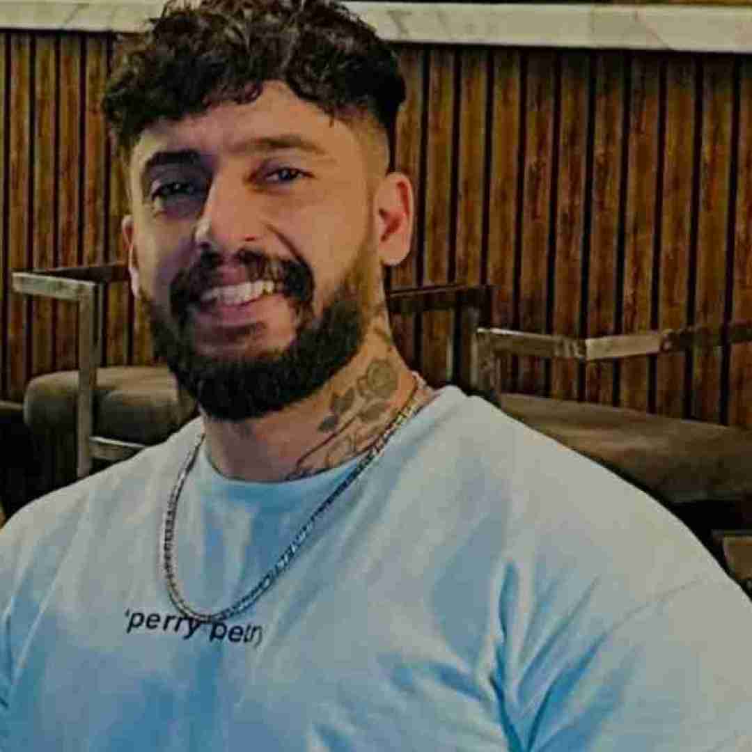 ساواش لب ساحل