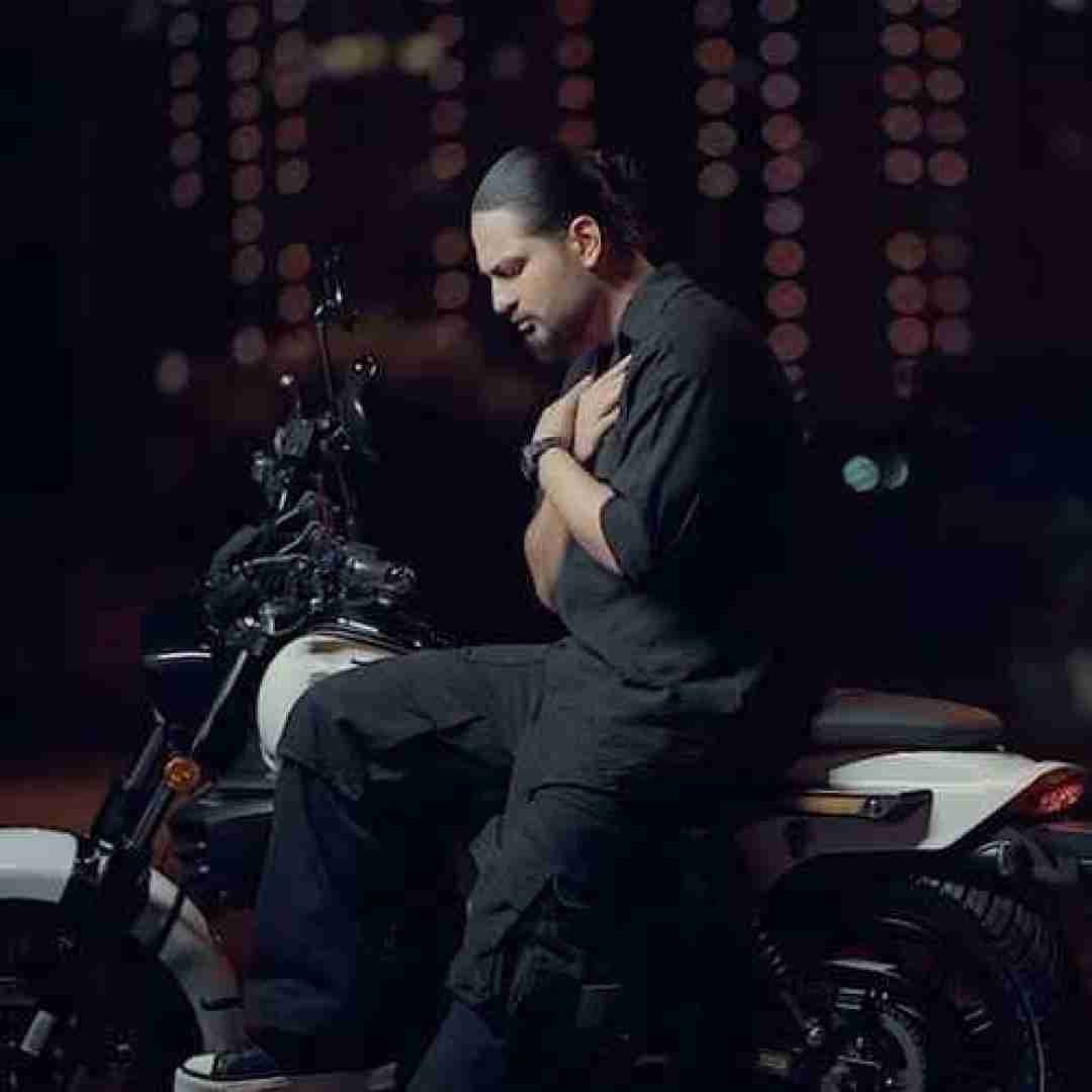 نیواد ﺑﻰ ﺗﻮ ﺗﺮﻳﻨﻢ ﺑﻴﺎ ﺑﻴﺎ ﺑﻐﻞ ﺑﮕﻴﺮم زﻳﺎد زﻳﺎد