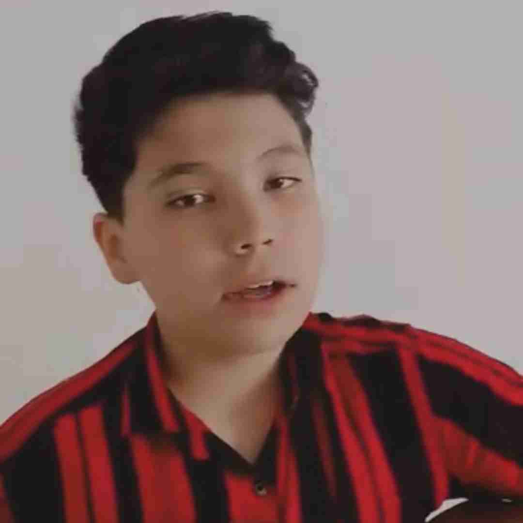 مرتضی وکیلی سرت گرمه الان دورتن همه