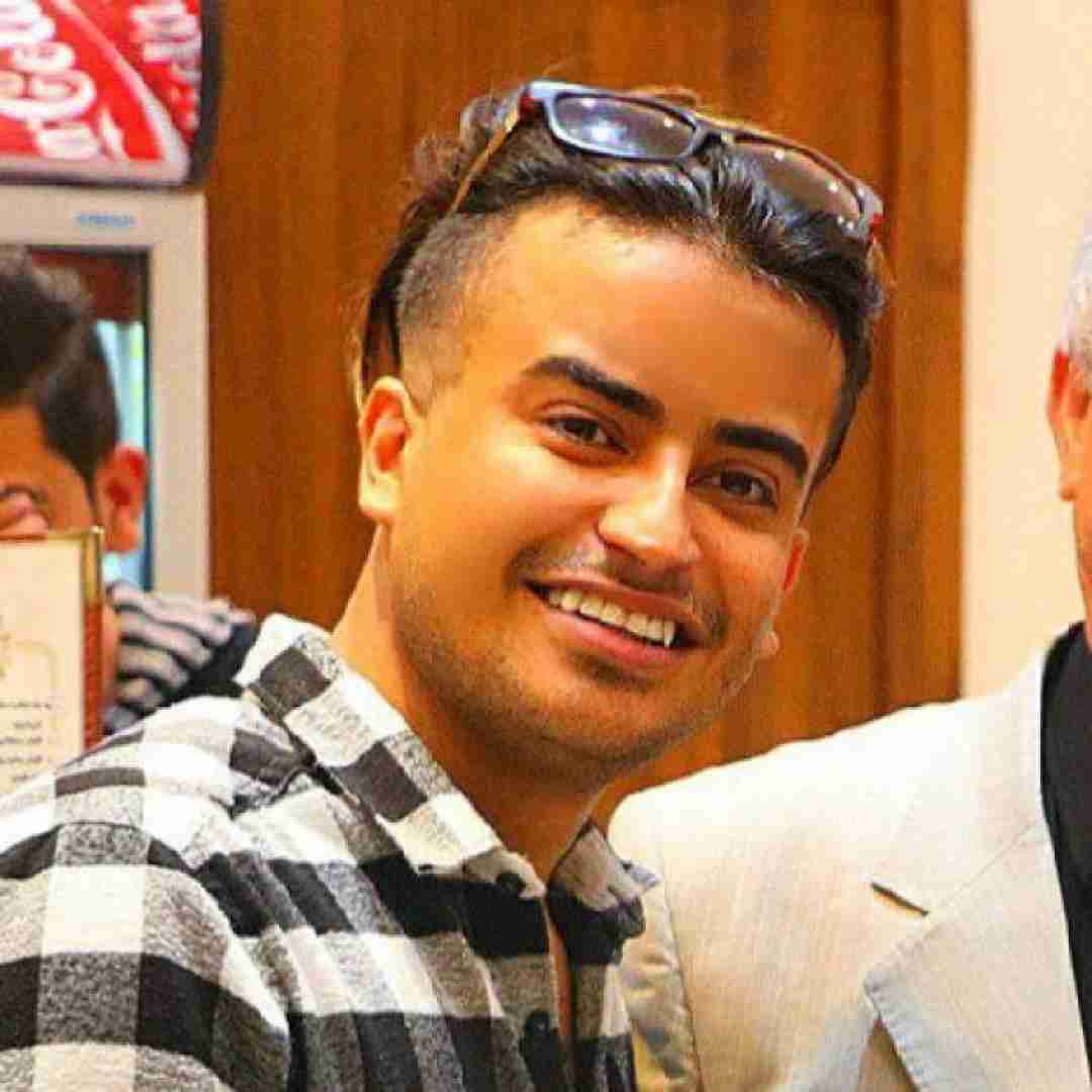 میلاد راستاد ﺑﻪ ﺧﻮدم ﻣﺮﺑﻮﻃﻪ ﻫﺮ ﻛﺎری ﺑﻜﻨﻢ