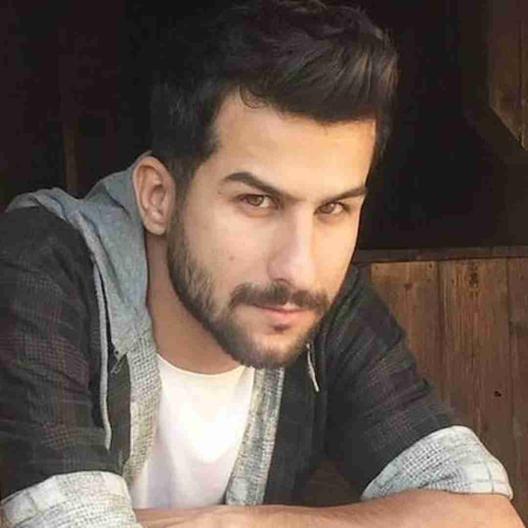 حسین منتظری برج