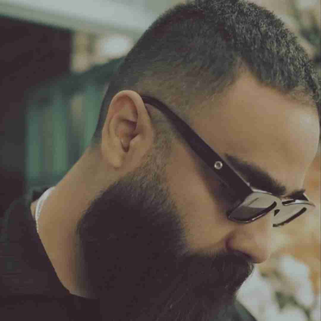 علی میر ﻣﻦ ﭼﻘﺪ دوﻳﻴﺪم ﺗﺎ ﺣﺎﻟﺘﻮ ﺧﻮب ﻛﻨﻢ ﻋﺰﻳﺰم