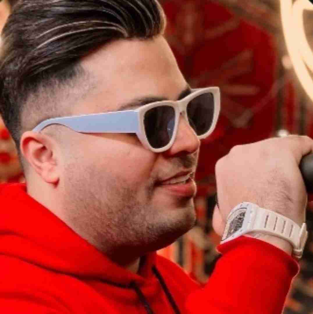 امید عقابی ﻫﻤﻴﻦ اﻟﺎن ﺑﻴﺎ ﻧﻴﺎزﻳﺎ واﺳﻪ ﻣﻦ ﻓﻘﻄ ﺗﻮ ﺧﺪاﻳﻴﺎ