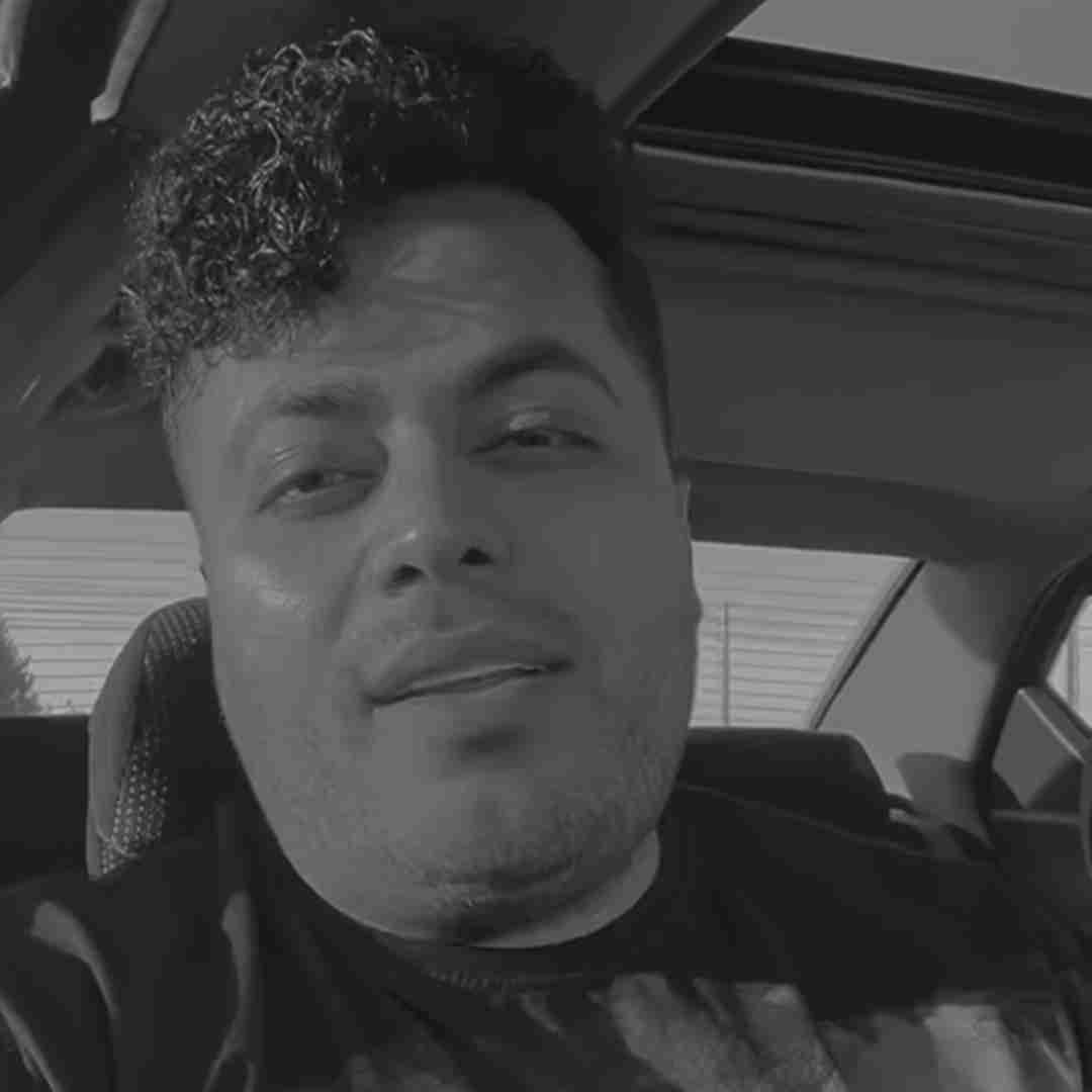 امید عقابی ﺑﻪ ﻧﺎم ﺧﺎﻟﻖ ﻋﺸﻖ ﻗﺴﻢ ﺑﻪ اون دوﺗﺎ ﭼﺸﻢ ﻗﺸﻨﮕﺖ