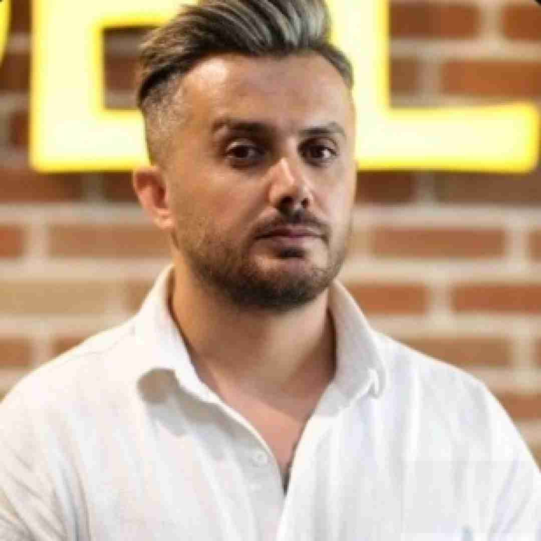 ابی عالی ماه کامل