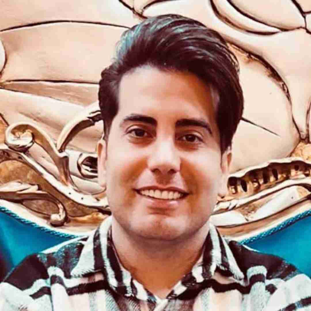 فرشاد آزادی جاده عشق